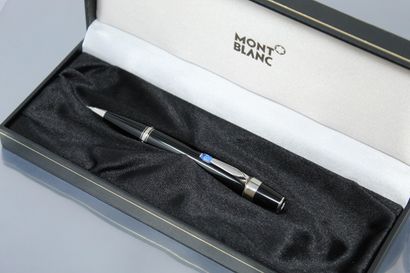 null MONTBLANC 

Lead pencil in black lacquer signed MONTBLANC Bohème model. 

In...