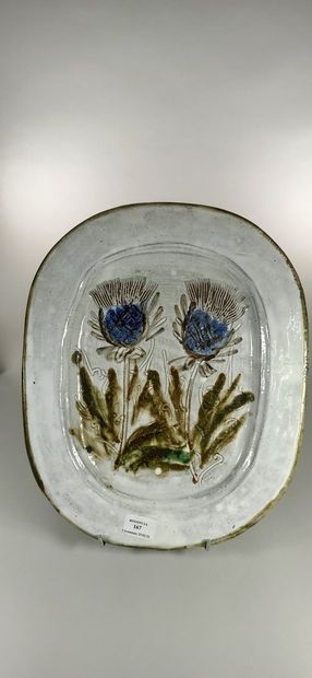 null THIRY Albert (1932 - 2009) and Pyot (born 1932)



Large dish with thistle decoration....