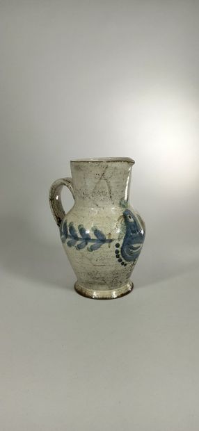 null THE WALL (workshop). RAYNAUD Gustave



Pitcher with blue bird decoration on...