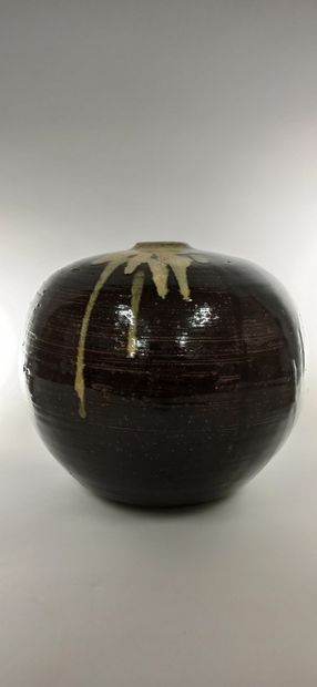 null 
Large ball vase Sandstone, bears a handwritten signature painted under the...