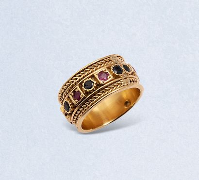 ZOLOTAS 
18K (750) gold ring set with a line...