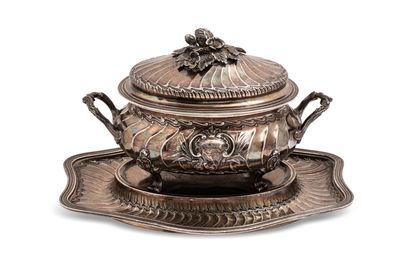 null Silver (950) oval sugar bowl with twisted ribs and its adherent tray. The edges...