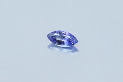 null Tanzanite marquise on paper. 

Accompanied by an AIG certificate dated 04/03/2021....