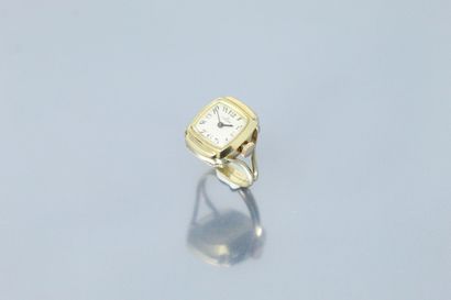 OMEGA 
Watch ring in 14K yellow gold (585)....