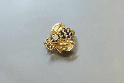 null TIFFANY & Co

Broche « mouche » en or jaune 18K (750), les yeux piqués de rubis...