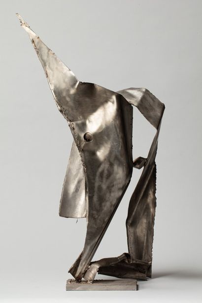null FÉRAUD Albert, 1921-2008

Untitled

sculpture in cut, folded and welded metal...