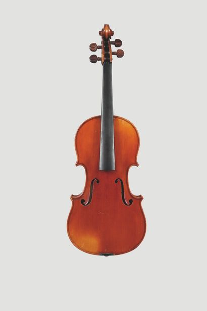 null French violin made in Mirecourt in the Laberte workshops, made in 1930-1935.

Apocryphal...