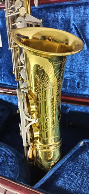 null Saxophone, Allemagne de l'Est, Années 1950-1970