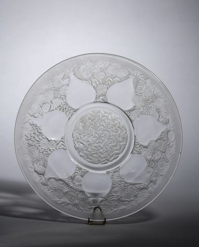 null 
René Lalique (1860-1945)

Plate "Vases number 1" (model created in 1921). Matt...