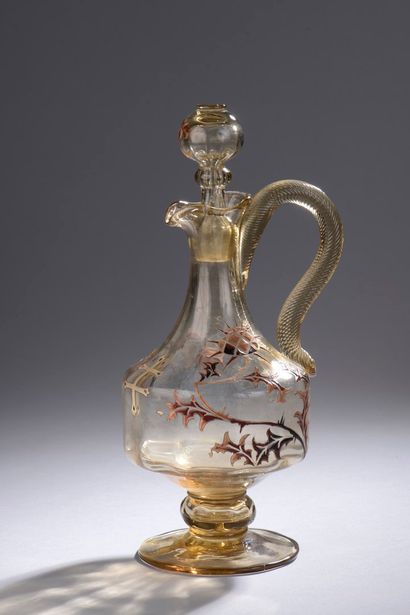 null Emile GALLE (1864-1904)

Decanter with its original stopper in amber glass with...