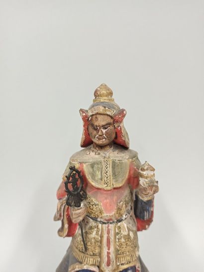 null JAPAN - 19th century

Gold and polychrome lacquered wooden statuette of a guardian...