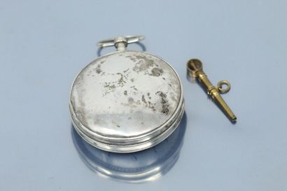null Silvered metal pocket watch, enamelled dial with antique woman decoration (acc.),...
