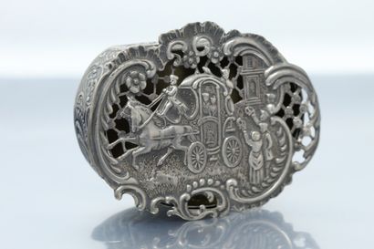 null Silver box with openwork lid decorated with three characters greeting a coach....