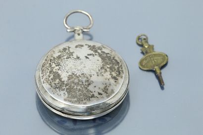 null Silvered metal pocket watch, enamelled dial with antique woman (acc.), Arabic...