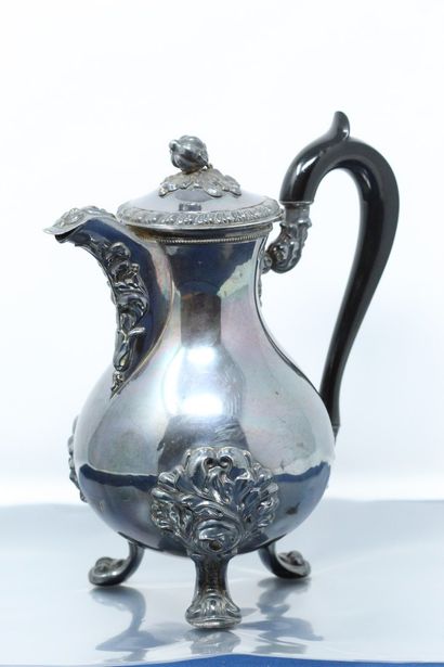 null Silver jug (Minerve) with floral and foliage decoration. 

Goldsmith's mark,...