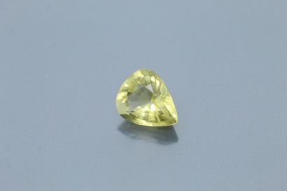 null 
Pear lemon quartz on paper. 




Weight : 7.89 cts.
