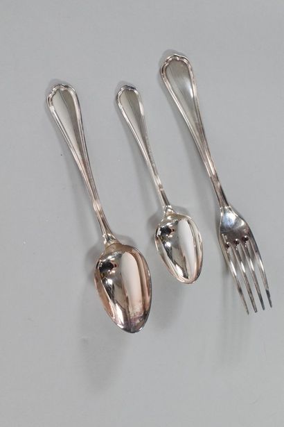 null CHRISTOFLE

Communion cutlery : silver plated fork, spoon and teaspoon, double...