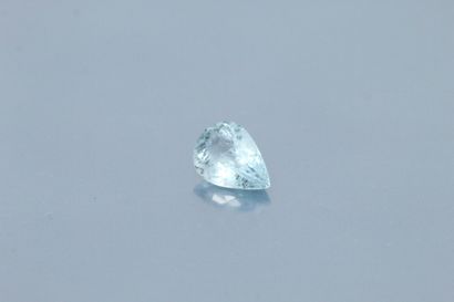 null 
Pear aquamarine on paper. 




Weight : 5.05 cts.
