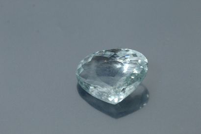 null 
Pear aquamarine on paper. 




Probably unheated. 




Weight : 10.17 cts....