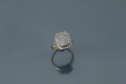 null 18k (750) yellow gold ring, octagonal shape, paved with diamonds. 

Finger size...