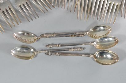 null A set of silver cutlery (Minerva) comprising : 

- Five coffee spoons, the backs...