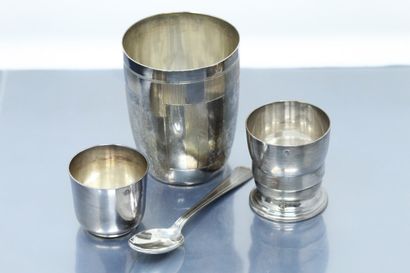 null Four silver pieces (Minerva): two egg cups, a small spoon and an Art Deco style...