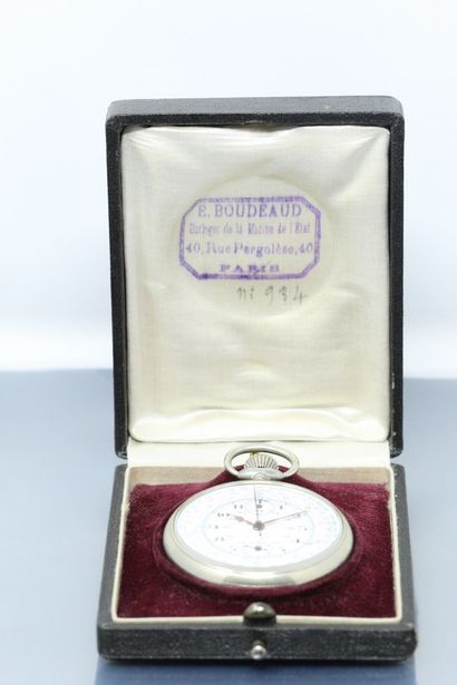 null Metal chronometer, dial with white enamel background, two subdials at 12 and...
