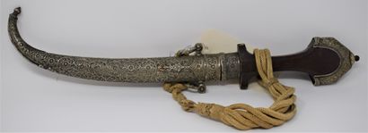 null Koumya composed of a silver scabbard (800/1000) with rich decoration of floral...
