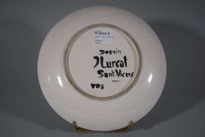null LURCAT Jean (1892-1966) d'ap.

Assiette circulaire légèrement creuse en céramique...