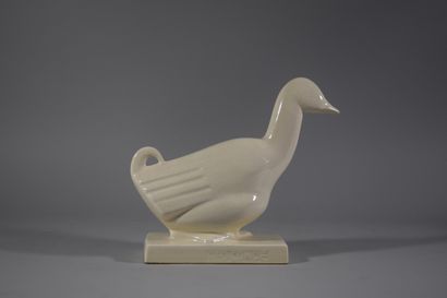 null CONDE Géo - CONDE GEORGES said (1891-1980)

Goose in white glazed ceramic with...