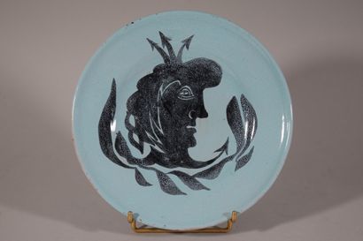 null LURCAT Jean (1892-1966) d'ap.

Circular enamelled ceramic plate decorated with...
