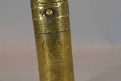 null Copper coffee grinder

Oxidation



H. 34 cm