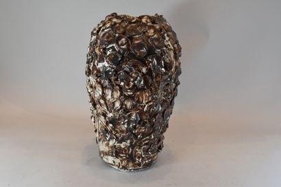 null VALLAURIS

Owl vase 

Glazed gres 

Accidents

H. 36 cm
