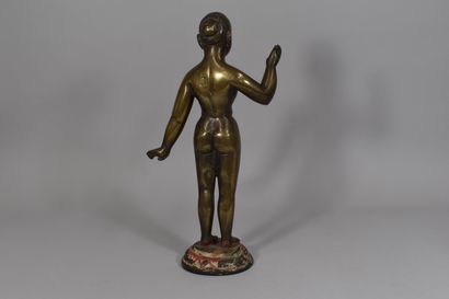 null INDIA

Bronze statuette of a Jain-type deity.

H. 35 cm.
