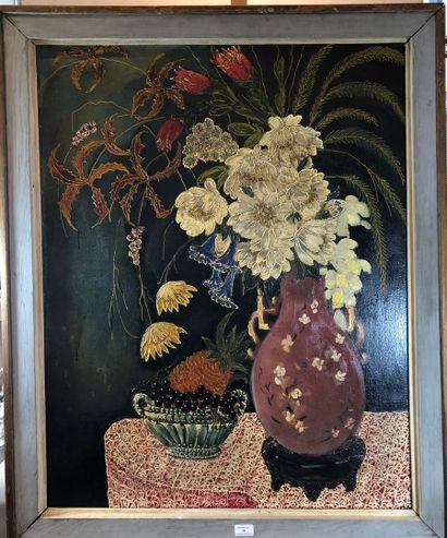  MODERN SCHOOL 
Still life with a pineapple and a bunch of flowers, 
Oil on canvas,...