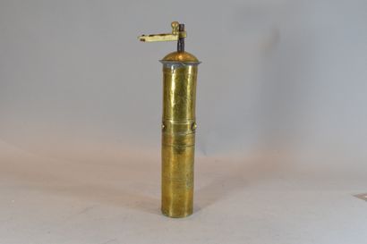 null Copper coffee grinder

Oxidation



H. 34 cm