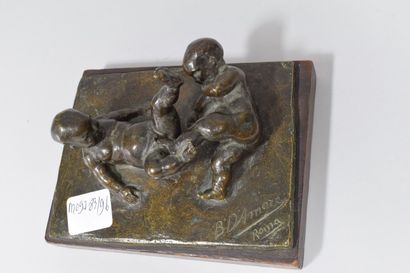 null D'AMORE Bernadette (born in 1942)

"The children"

Bronze signed and dated Rome

Dimension...