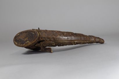 null Horn case carved with scrolls, consisting of a horn and a cup connected by a...