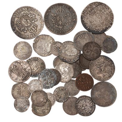 null Lot de 35 monnaies royales en argent et billon de Philippe IV à Louis XVI, écus,...