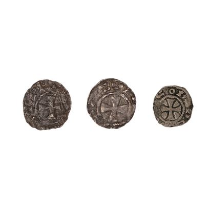 null Abbey of Corbie (11th century) EVRARD

Lot of 2 deniers and 1 obol. 

B.1908...