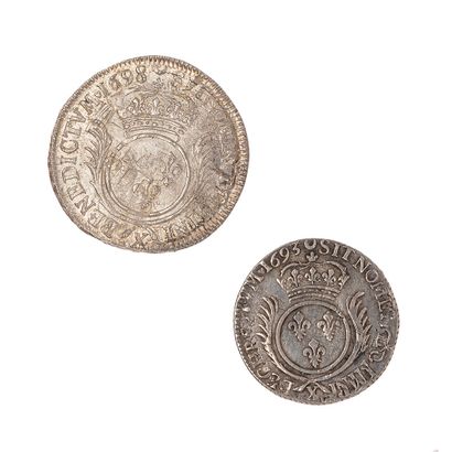 null Louis XIV (1643-1715)

Lot de 2 monnaies réformées : 

- Demi-écu aux Palmes...
