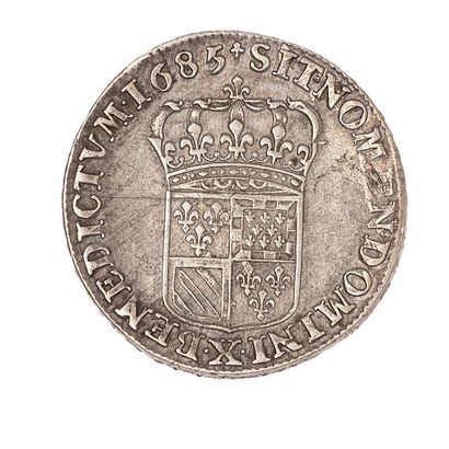 null Louis XIV (1643-1715)

Demi-écu carambole 1685X 

Dup. : 1510. 

TB à TTB. 

Provient...