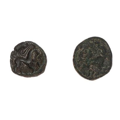 null Ambiens (60-25 B.C.)

Lot of 2 bronzes "with naked head".

D.T. 352 and 356.

Very...