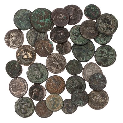 null Lot de 33 bronzes et Tétradrachmes de billon des Colonies Romaines au Moyen-Orient...