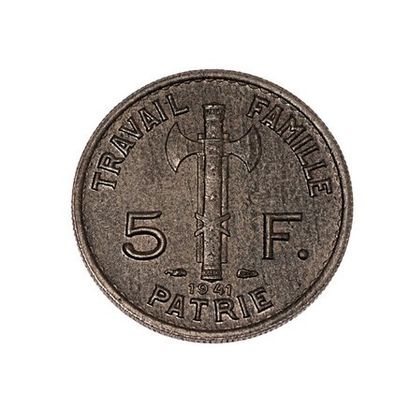 null ETAT FRANCAIS 

5 francs 1941 en cupronickel à l'effigie de Pétain. 

Le Franc...