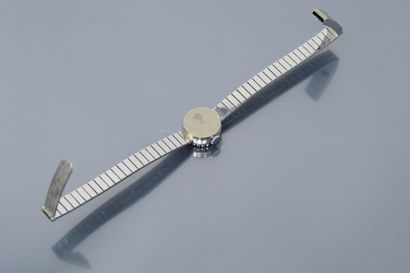null LUGRAN 

Ladies' wristwatch, round case in 18k (750) white gold, cream dial...