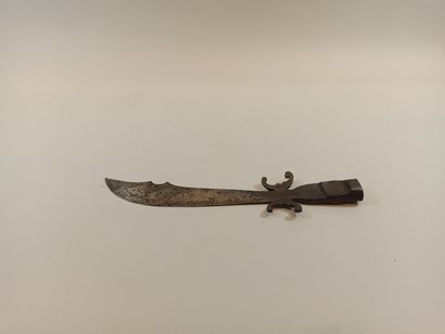 null Dagger made from a shell of the 14-18 war signed Verdun,

Length: 37 cm