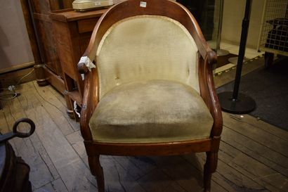 null Mahogany gondola armchair, detached armrests, front legs in hock and back legs...