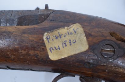 null Flintlock pistol circa 1830. Carved walnut stock, iron ramrod, broken hammer,...