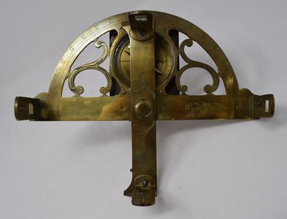 null 
Brass pinnae graphometer, graduated and openworked semi-circle, central compass,...